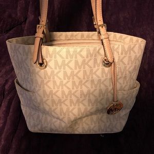 Michael Kors Tote